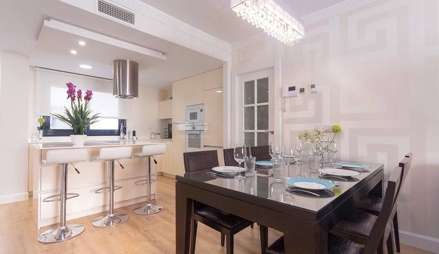Genteel Home Velazquez