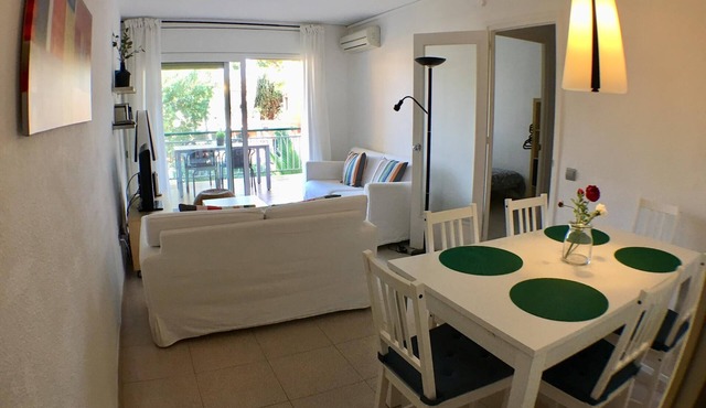 Great place Hundred meters from the Mediterranean