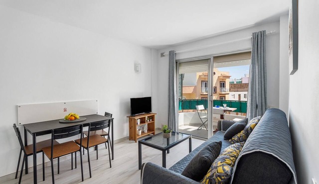 Holiday Apartment 'La Concha' with Sea View and Balcony