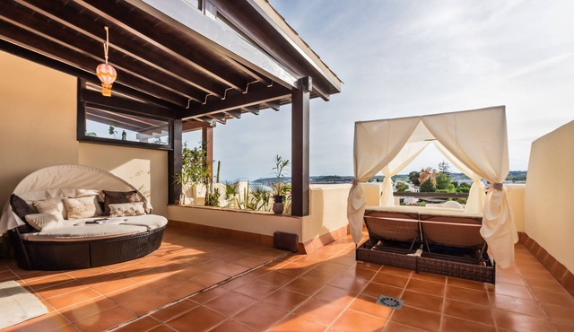 Holiday Home 'Casa Sultana' with Sea View, Wi-Fi and Air Conditioning