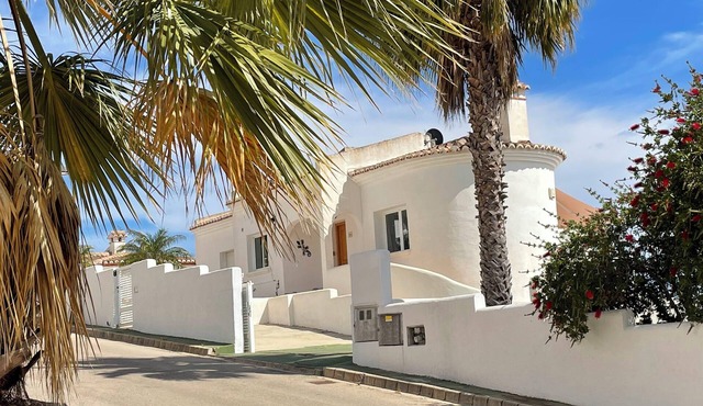 holiday home Casalucka4enjoy with private pool and mountain views
