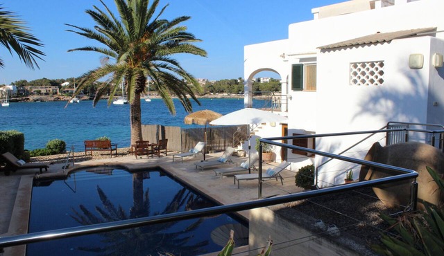 Holiday Home 'Vora Mar' with Sea View, Wi-Fi and Air Conditioning