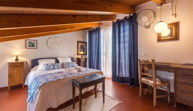 Hostal S Engolidor