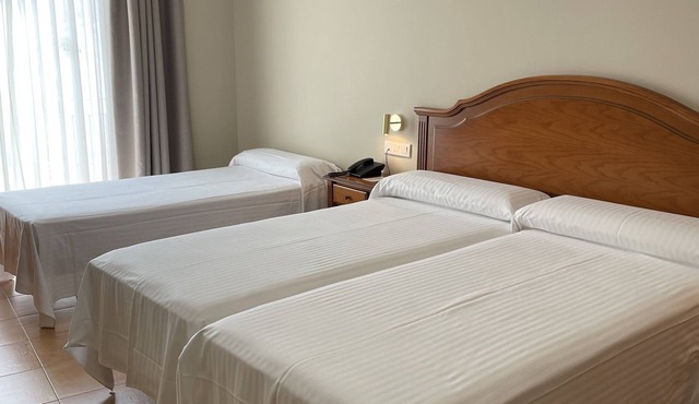 Hotel Almijara – Mares