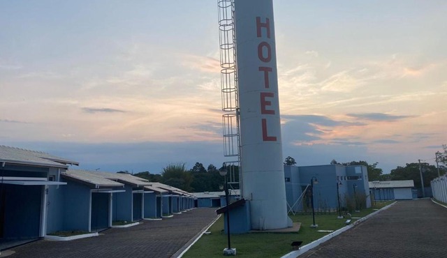 HOTEL E POUSADA ISIS