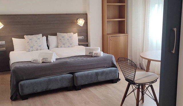 Hotel Sercotel Cuatro Postes