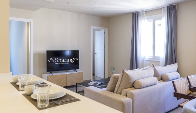 Housing Atarazanas by Sharing Co