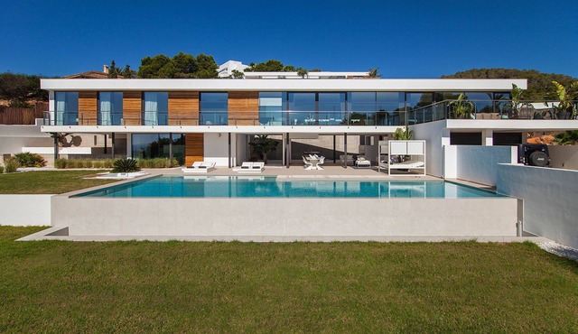 My Rental Homes - Villa Emily with sea view and private pool