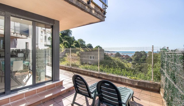 Mymogrohome – Modern Apartment with Sea View Terrace in Mogro