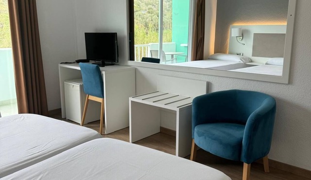 Osprey Menorca Hotel