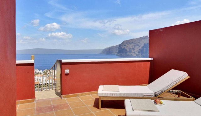 Penthouse The Cliffs, Huge Terrace, Bbq, Air C