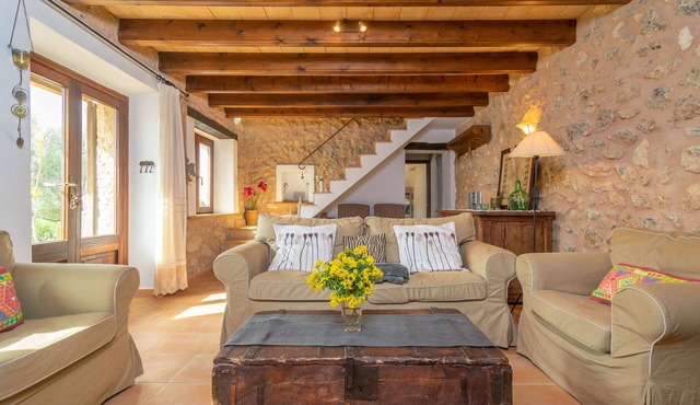 PETIT SON FIOL - Charming country house in Alaró. Free WiFi.