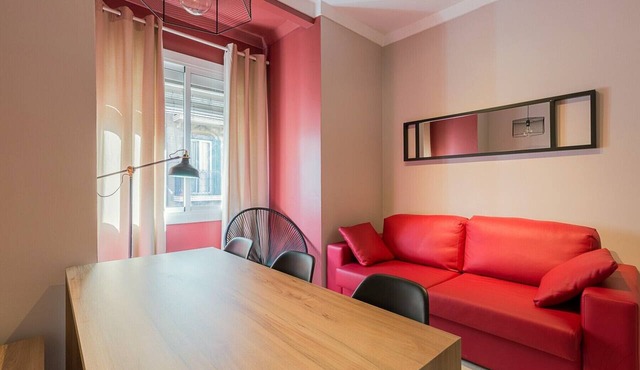 PLAZA ESPAÑA, cozy, comfortable and silent 3 bedrooms apartment for rent in Barcelona center.