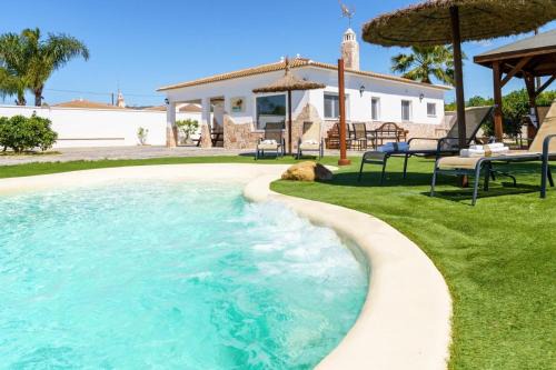 Private Serrano Villa – Heated Pool