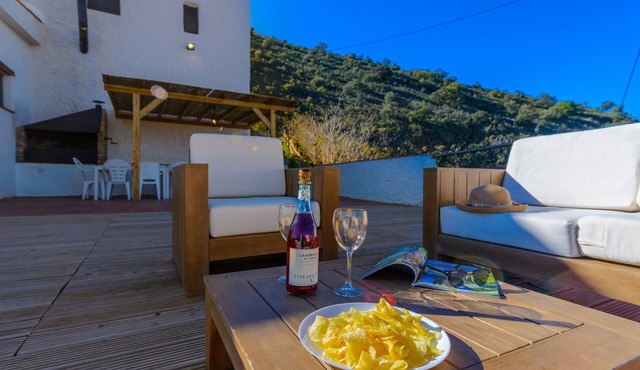 Self catering Complejo Rural El Mirador for 8 people
