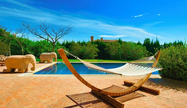 Spacious villa in urbanization near the sea