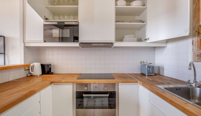 Stellar Vila de Gràcia 2BR w/City Views, by Blueground