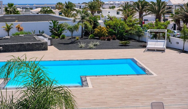 The Ocean View - with sea view terrace and shared pool