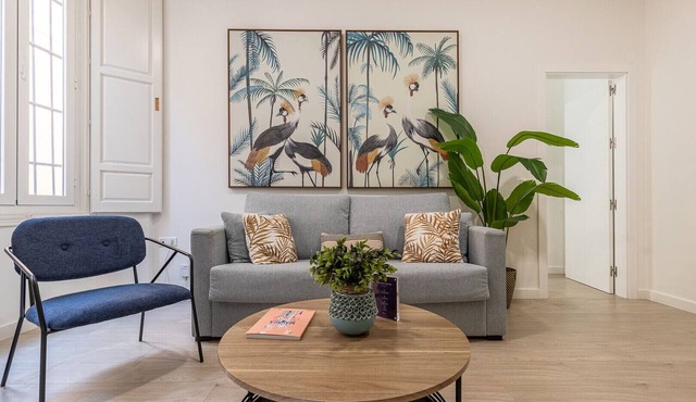 Thyssen Boutique Apartment 2D