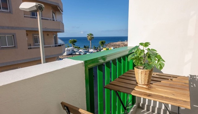 Vacation Home 'Los Abrigos Sea View' with Ocean Views, Balcony and Wi-Fi