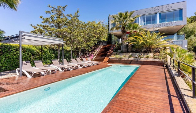 Villa Arago - Six Bedroom Villa, Sleeps 12