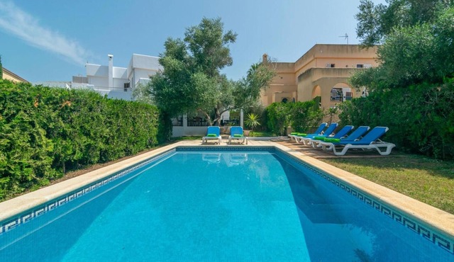 Villa 'Blanca' with Private Pool, Wi-Fi and Air Conditioning