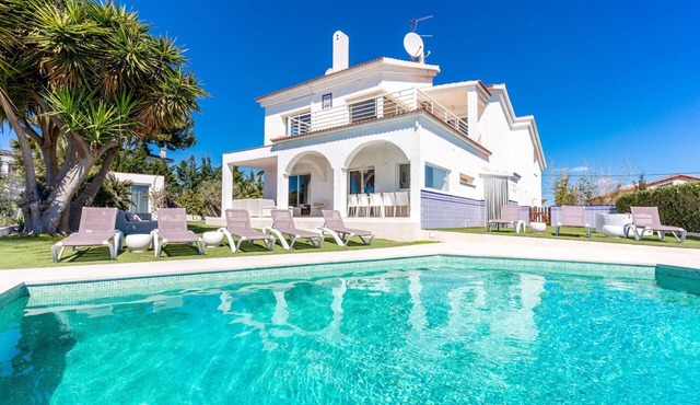 Villa California I - Seven Bedroom Villa, Sleeps 14