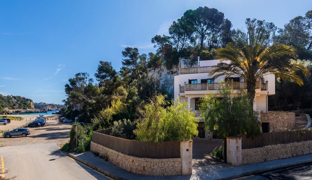 Villa 'Embarcadero' with Private Terrace and Wi-Fi