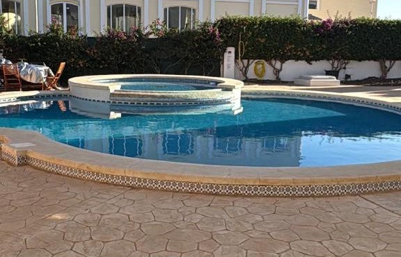 Villa Nita Altaona Golf Turquoise Sleeps 4 adults