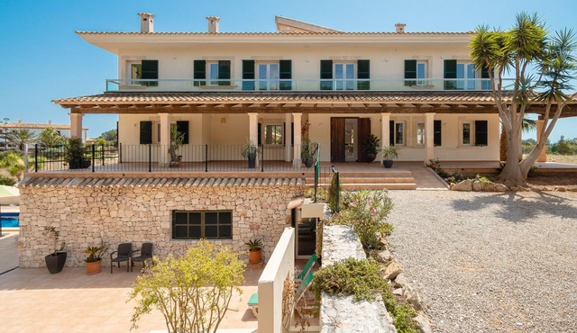 Villa 'Salinas De Mallorca' with Private Pool, Wi-Fi and Air Conditioning