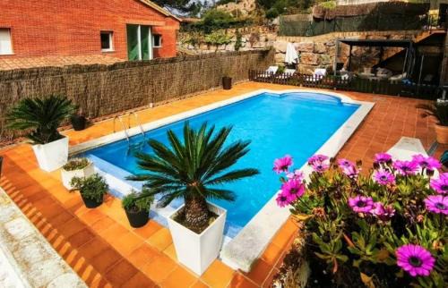 Villa with private pool in Vallromanes - Next to Golf Club, 25 min from Barcelona, 10 min from the Beach