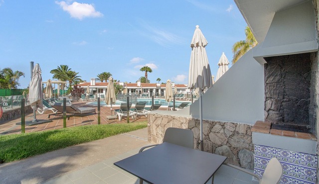 'Vista' with Shared Pool, Wi-Fi and Air Conditioning