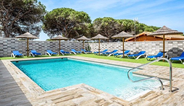 Welcoming Casa Torre de Meca 1 with Pool, Terrace and Garden
