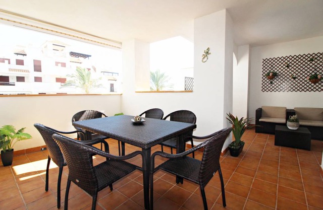 100 m² Apartment ∙ 3 bedrooms ∙ 6 guests