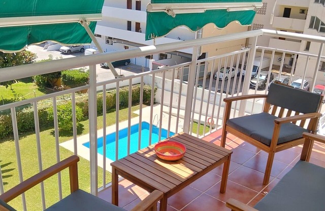 Fuengirola- air conditioned & wifi beach and town centre apartment