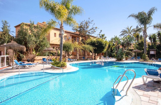 Gorgeous apartment in Calahonda with WiFi