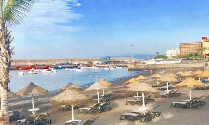 Playa San Juan Apartment | Apartment on the seafront of Playa San Juan