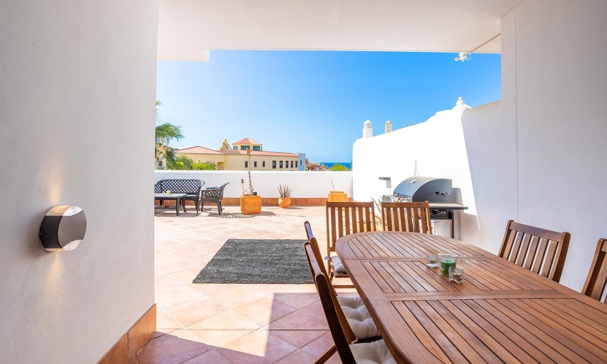 Playa Paraiso Apartment | Paradise Beach – Sea Views, BBQ Terrace, Pool & Pool Bar