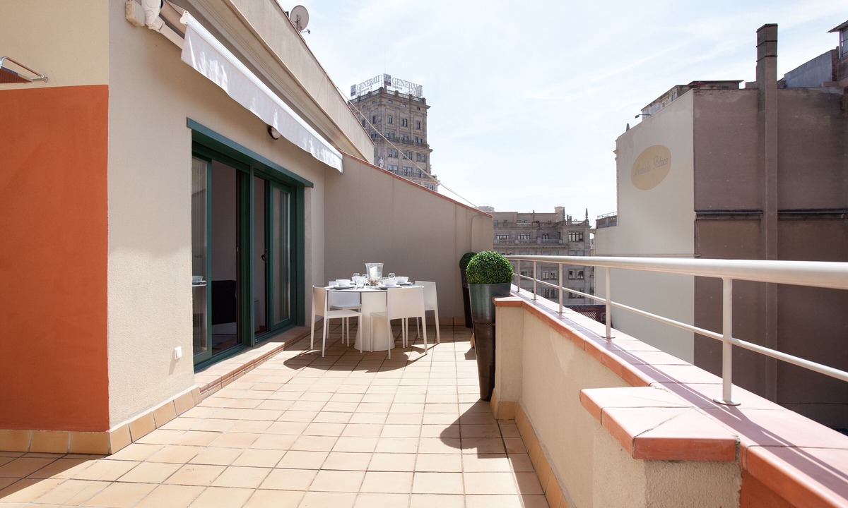 Eixample Apartment | PdG15 Suite Divina | Private Terrace | Paseo de Gracia | Plaza Catalunya