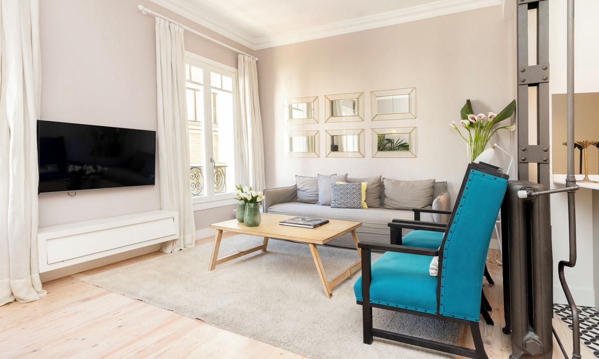 Jeronimos Apartment | Stunning 3 bedroom apartment next to the Retreat