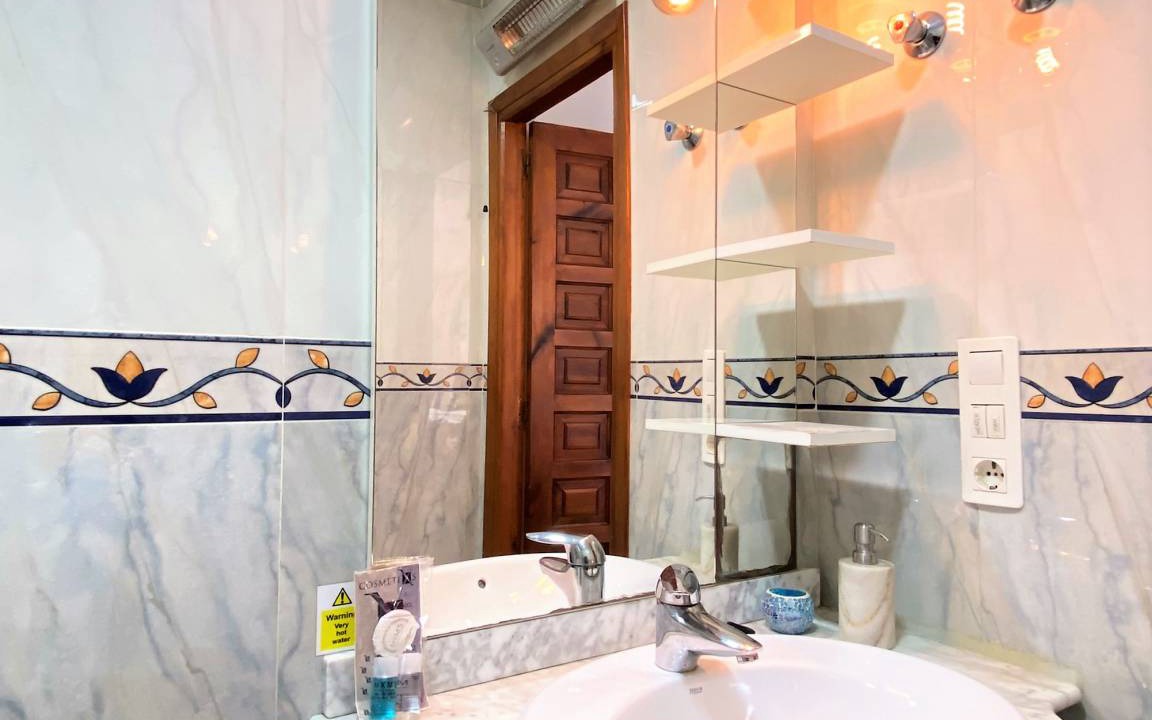 Photo of Bathroom in Oasis del Capistrano