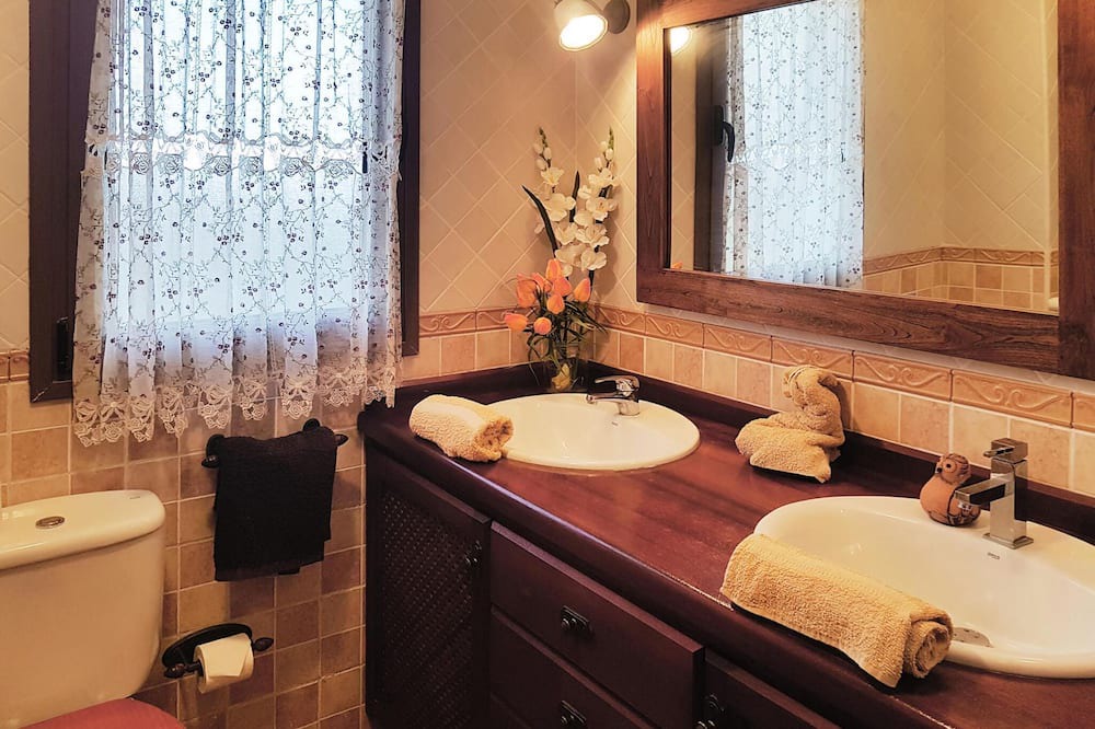 Photo of Bathroom in Buenavista del Norte