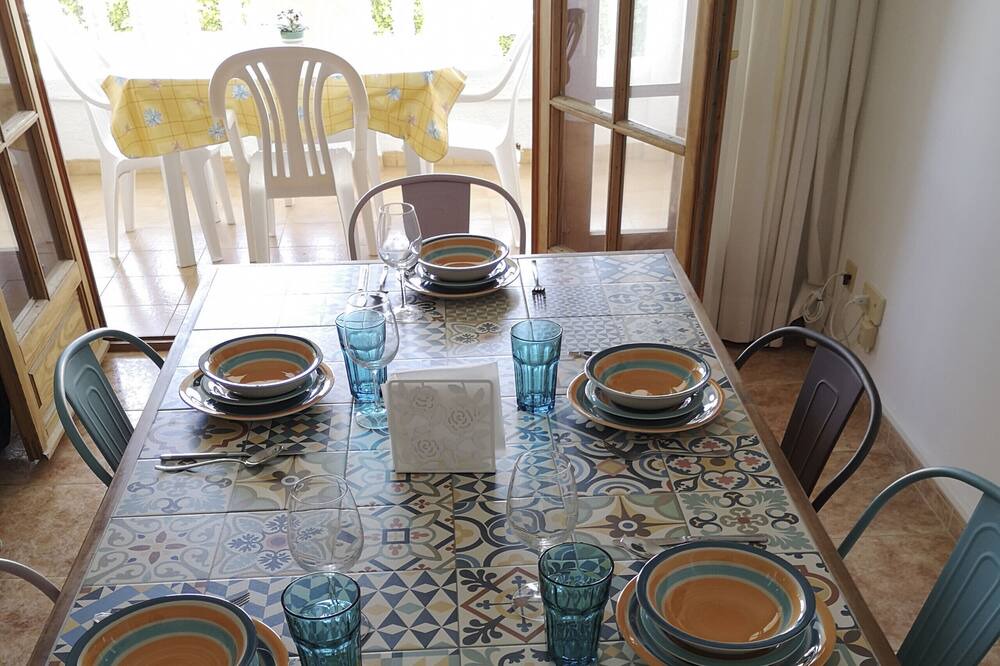 Photo of Livingroom in Almadrava Beach
