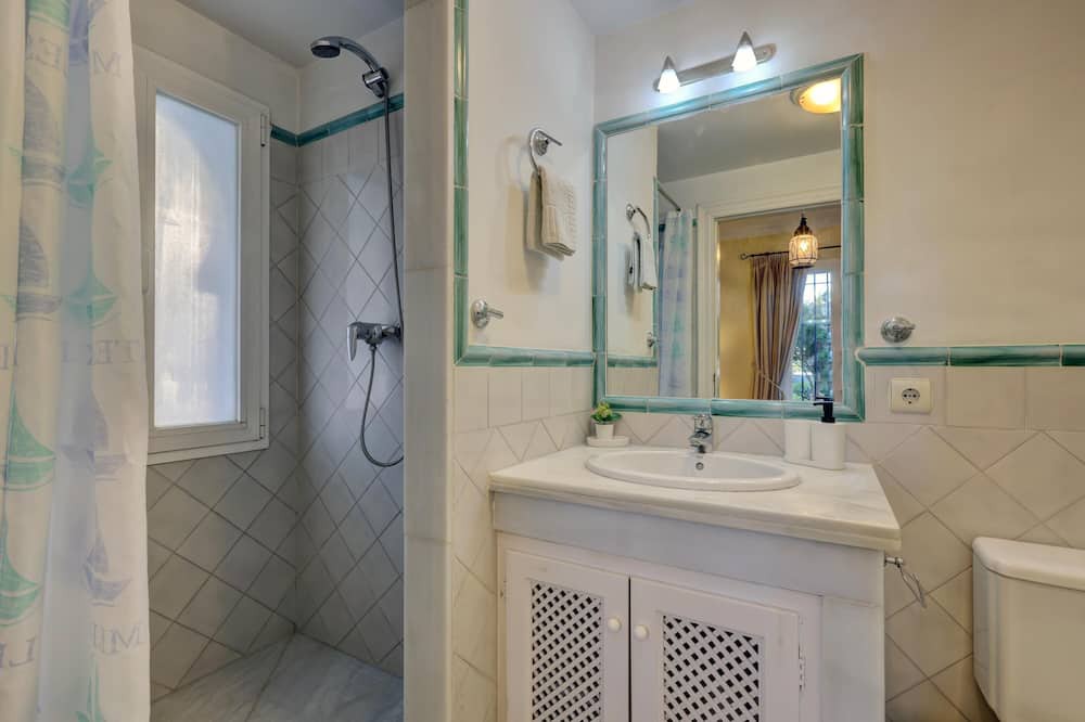 Photo of Bathroom in Bahia de Casares