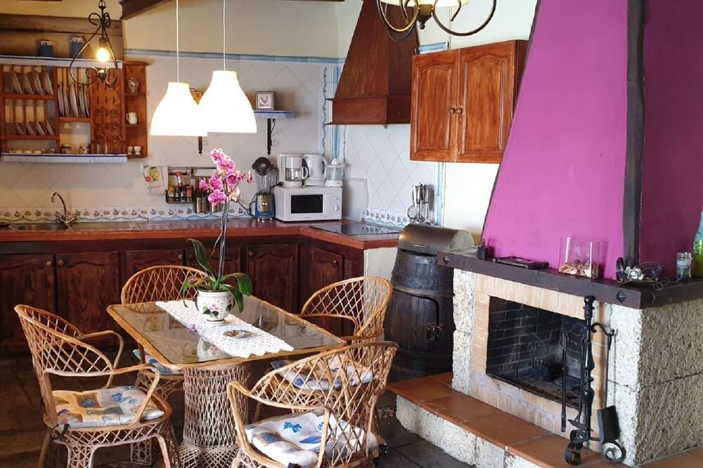 Photo of Kitchen in Cueva del Viento