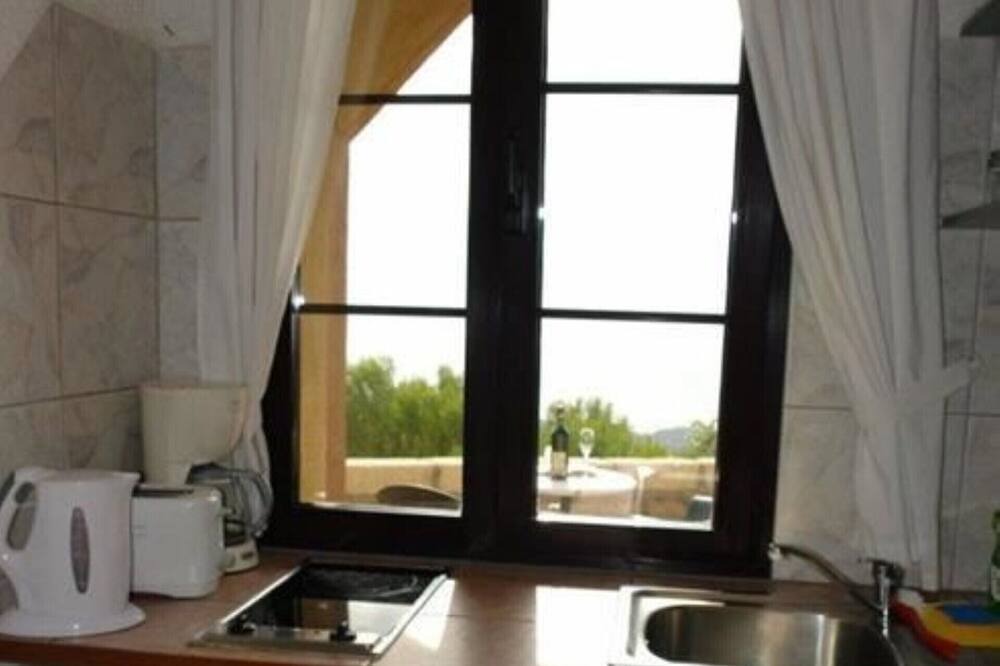 Photo of Kitchen in Armenime