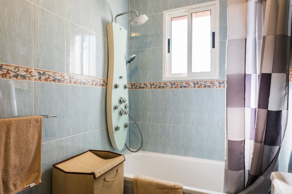 Photo of Bathroom in Casabermeja