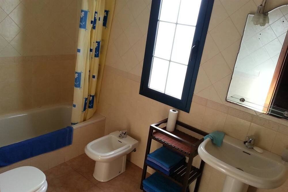 Photo of Bathroom in Caleta de Famara