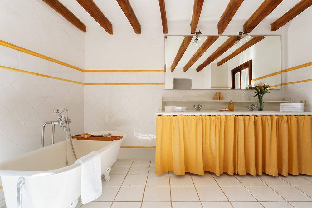 Photo of Bathroom in Santa Maria del Cami