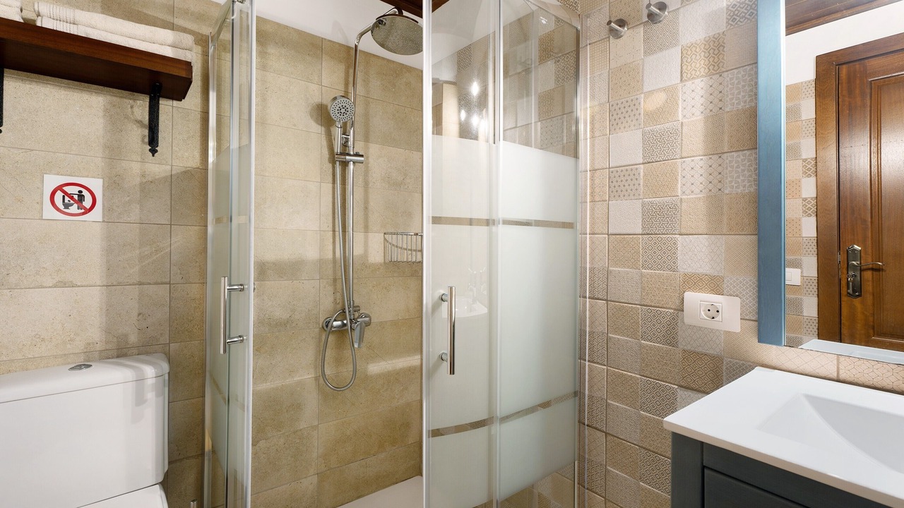 Photo of Bathroom in Tijarafe